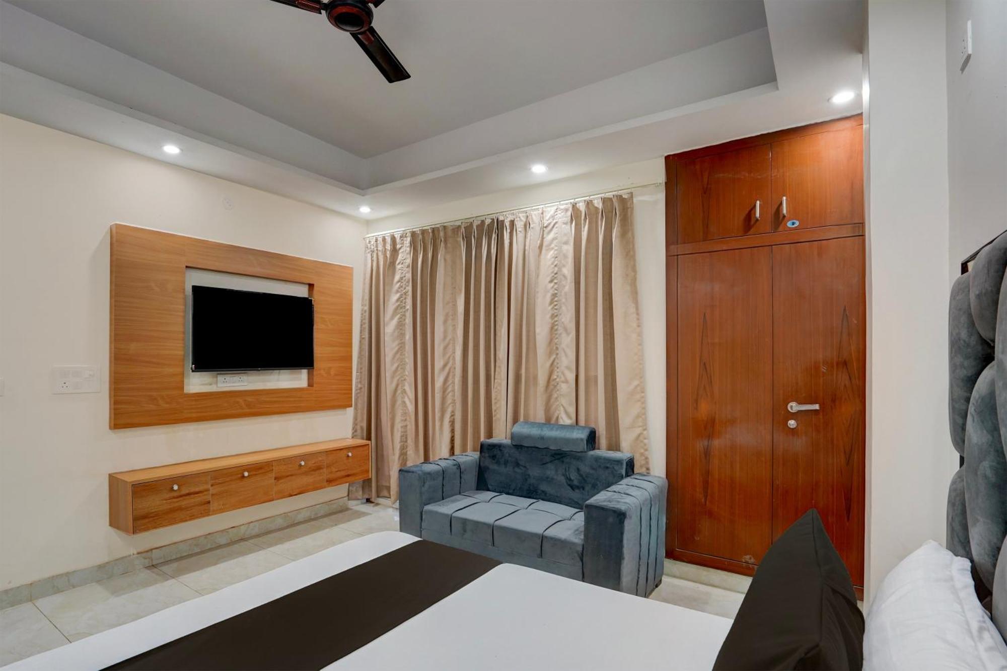 Hotel O R.N Residency Hotel Ghaziabad Exterior foto