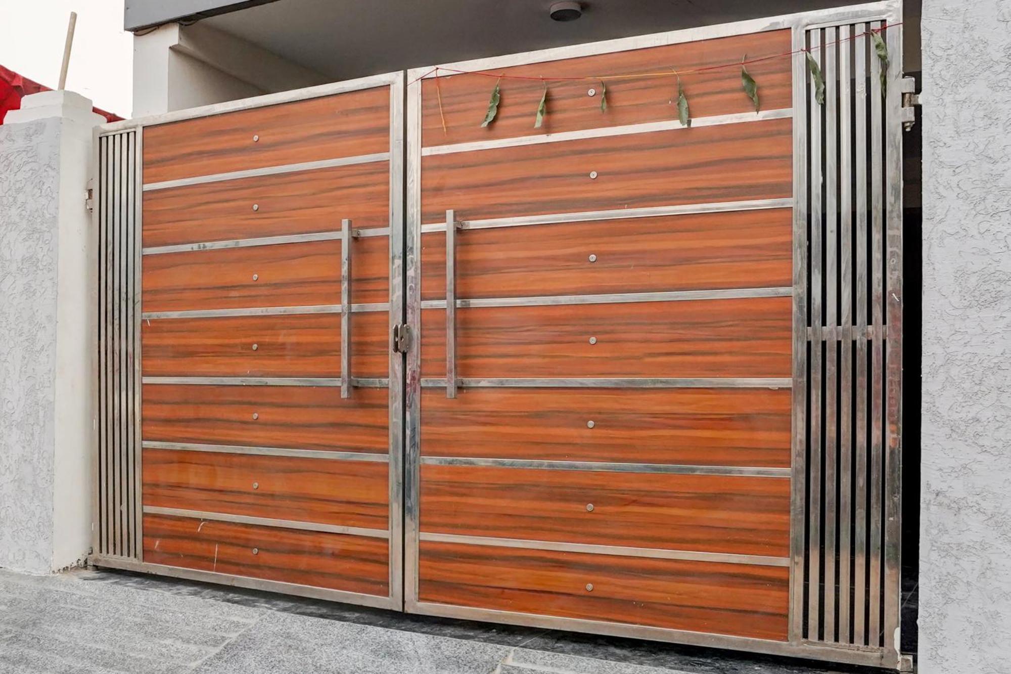 Hotel O R.N Residency Hotel Ghaziabad Exterior foto